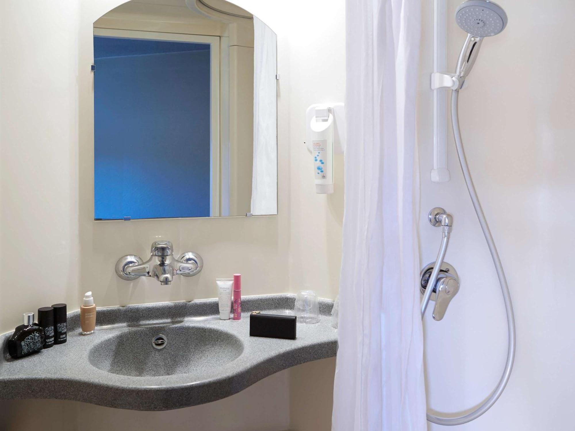 Ibis Budget Albi Terssac Exterior foto